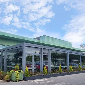 The Connacht Otel